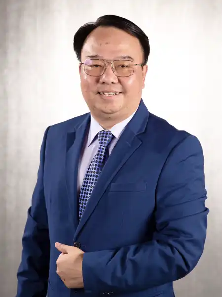 Dr. Thamrong Rattanaparnudet