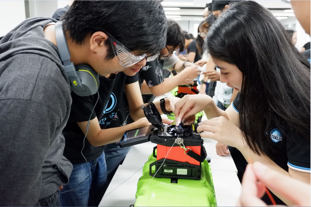 นักศึกษาไอทีร่วมกิจกรรม Cabling Workshop