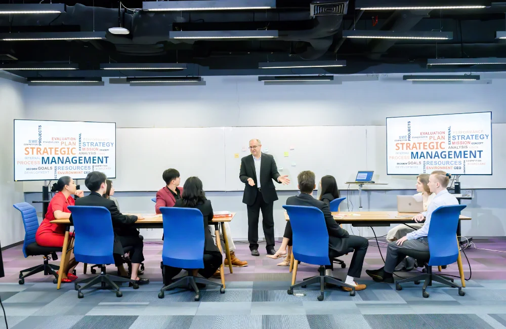 <strong>ต่อ ป.โท </strong><strong>เรียนไปด้วยทำงานไปด้วย</strong><strong> ทำได้ไม่ยากอย่างที่คิด!</strong>