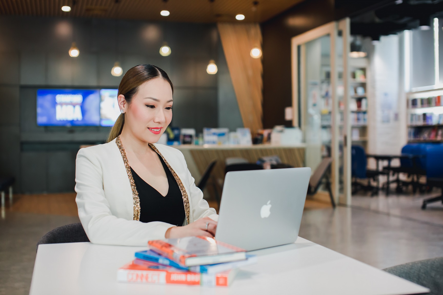 MBA Online หลักสูตรสำหรับ “คนยุคใหม่” “วันเสาร์ที่ 8 มิถุนายน 2562”