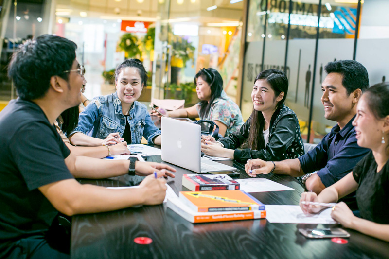 เรียนต่อปริญญาโท ทางรอดของคนทำงานยุคดิจิทัล เพิ่มทักษะ ปรับตัวให้ทันโลก